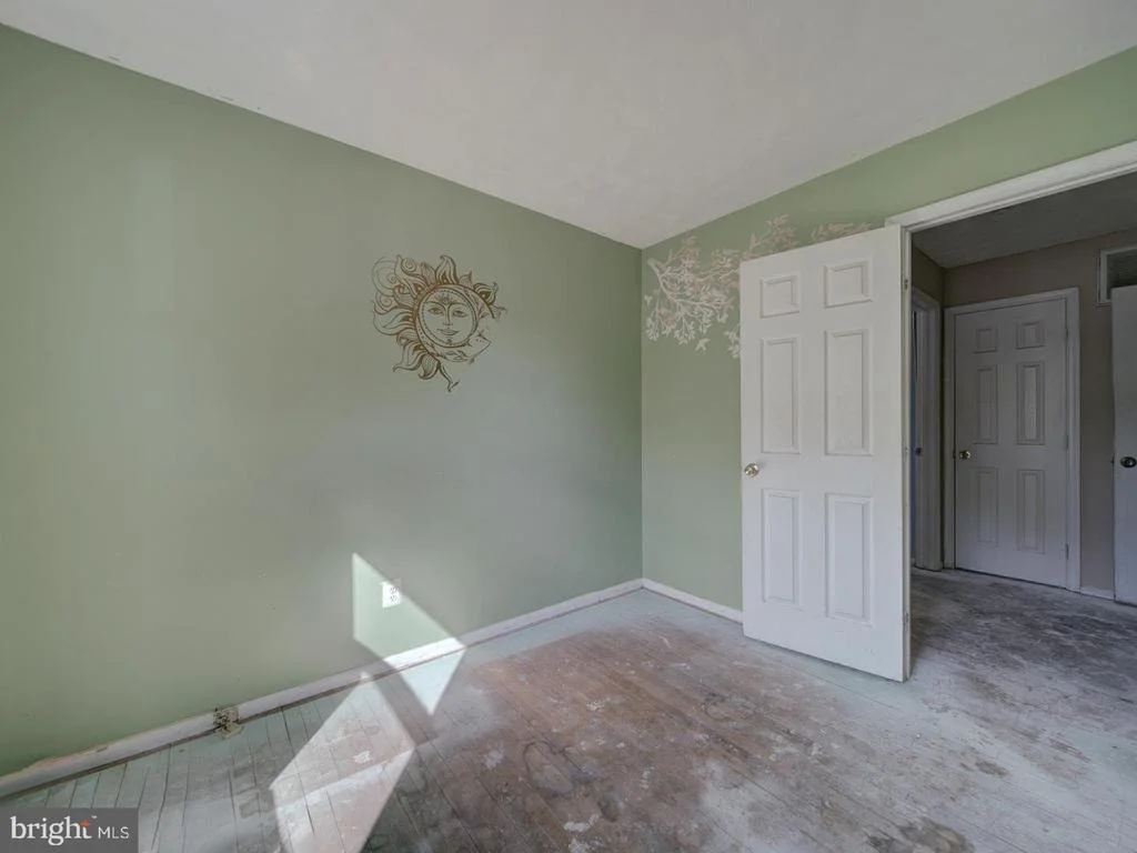 Photo of 9303 KIMBARK AVENUE