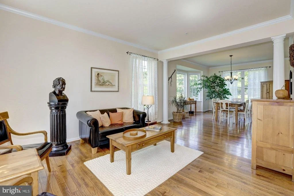 Photo of 2424 LONGFELLOW COURT