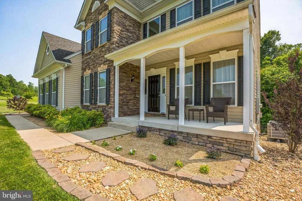 Photo of 2058 BAYTHORNE ROAD