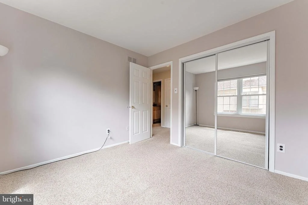 Photo of 11 CHATEAU CIRCLE