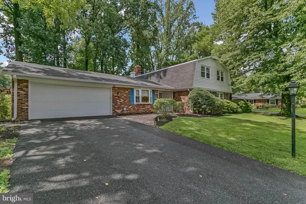 Photo of 2908 BLUFF POINT LANE