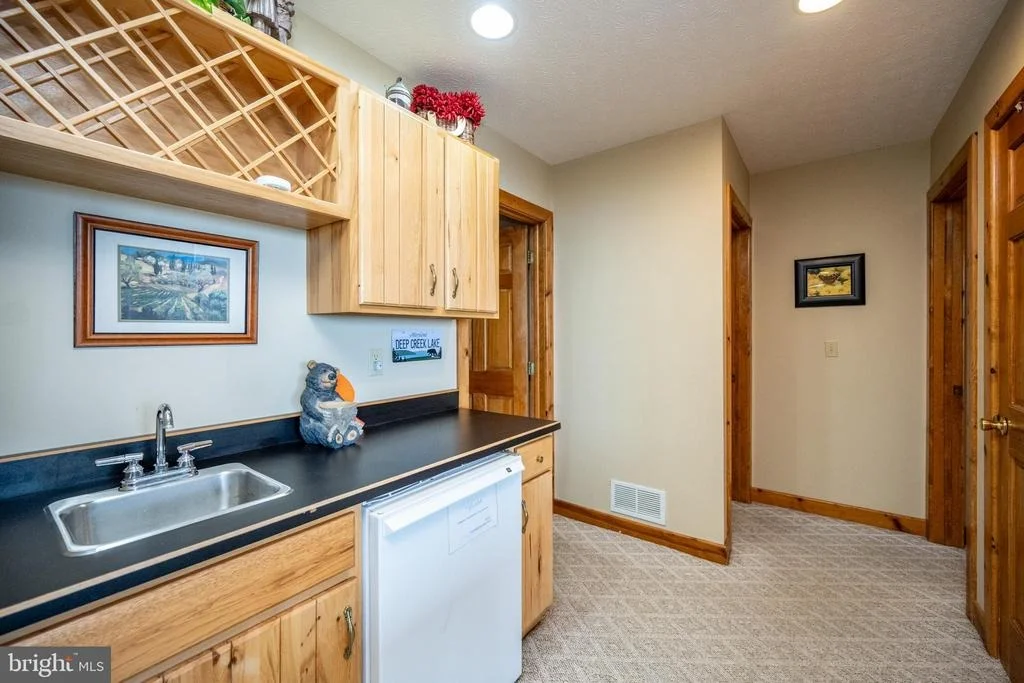 Photo of 110 HIGHLINE DRIVE
