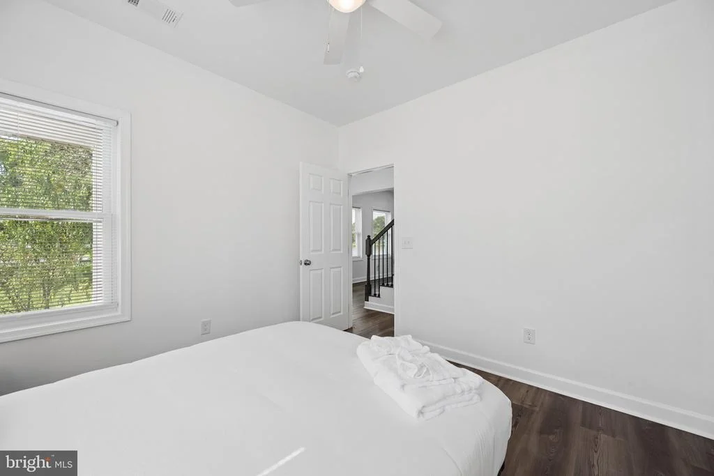 Photo of 456 DEALE ROAD
