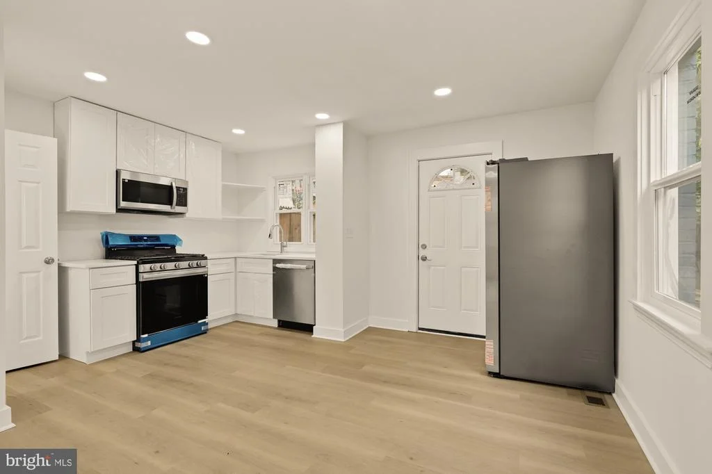 Photo of 4620 B STREET SE