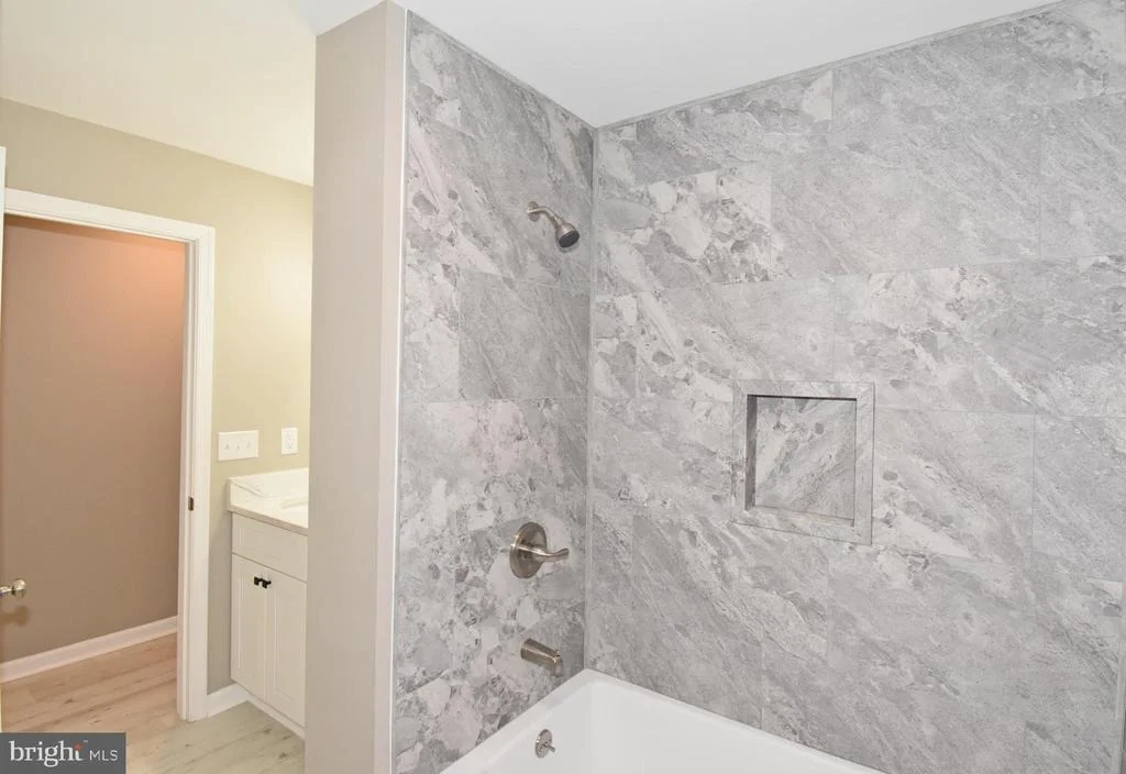 Photo of 516 OVERBROOK DRIVE