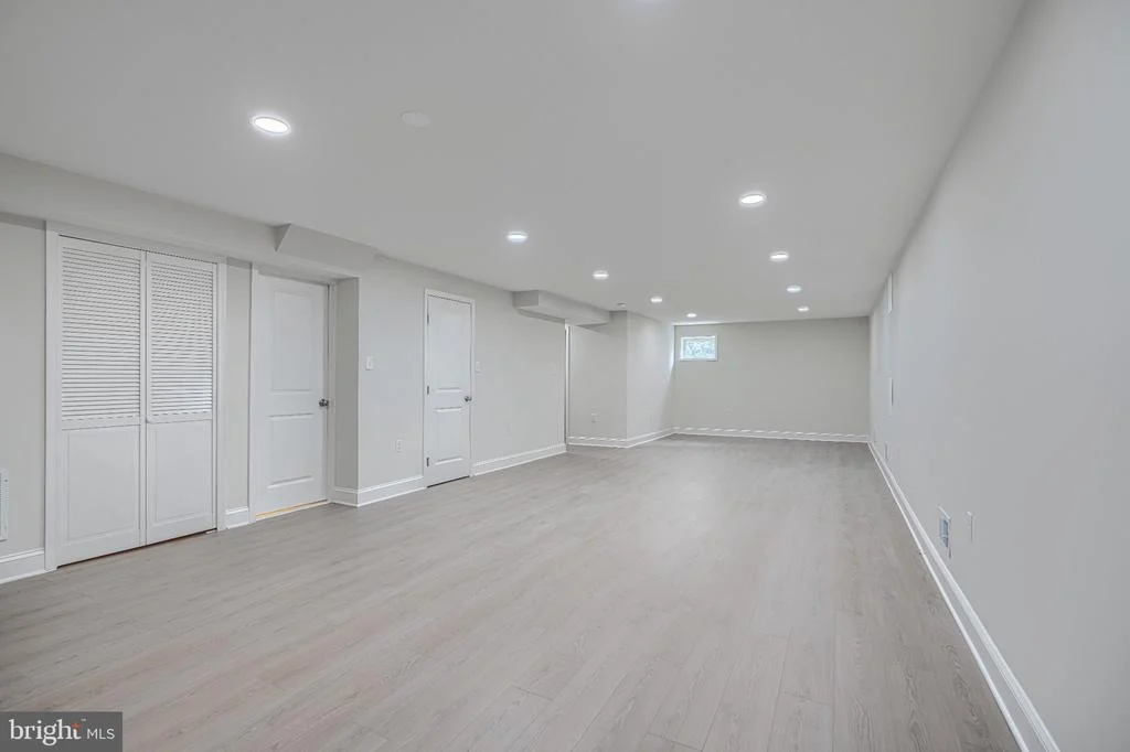 Photo of 11305 MAPLEVIEW DRIVE