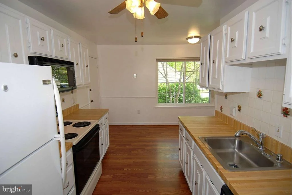 Photo of 5 FULLVIEW COURT