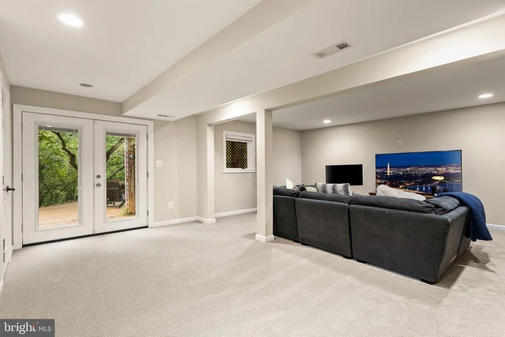 Photo of 7154 CHESTERFIELD DRIVE