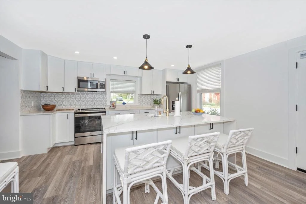 Photo of 3704 BUCKEYSTOWN PIKE