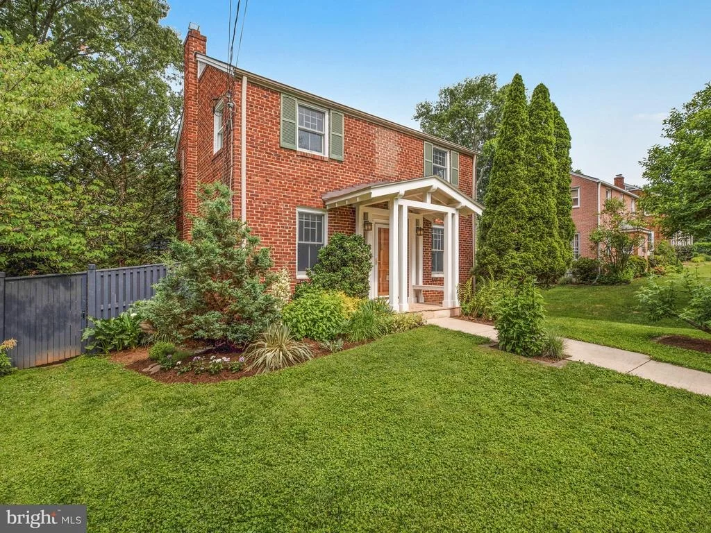 Photo of 10004 SIDNEY ROAD