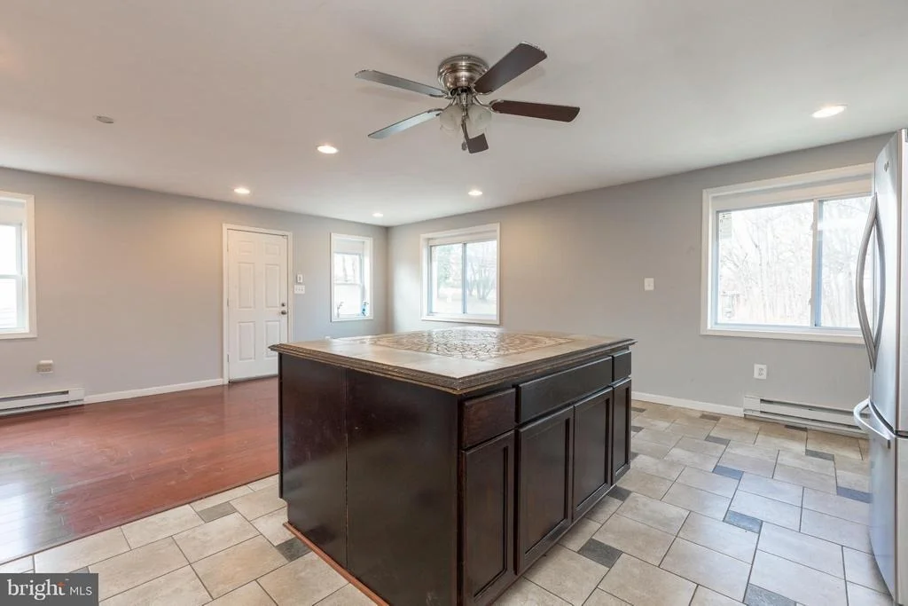 Photo of 5500 ADDISON ROAD