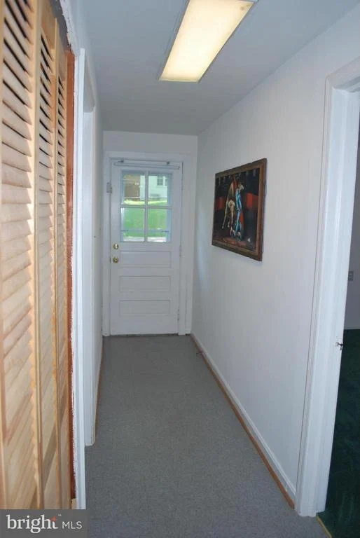 Photo of 914 CLINTWOOD DRIVE