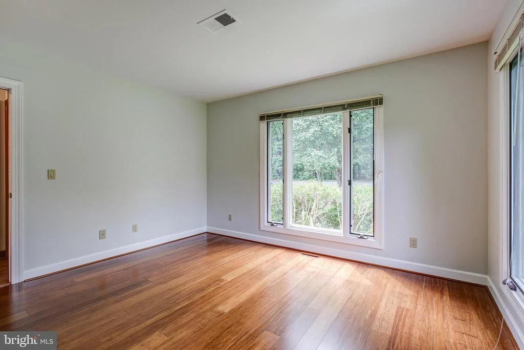 Photo of 5808 RIGGS ROAD