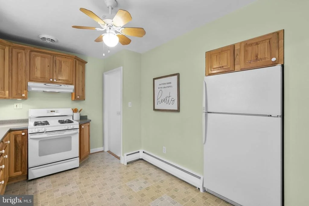 Photo of 2206 PLEASANT DRIVE