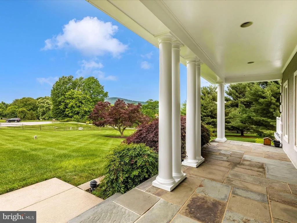 Photo of 17400 RYEFIELD COURT