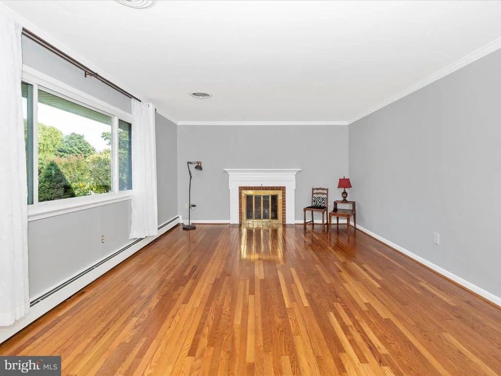 Photo of 7 FAIRVIEW AVENUE
