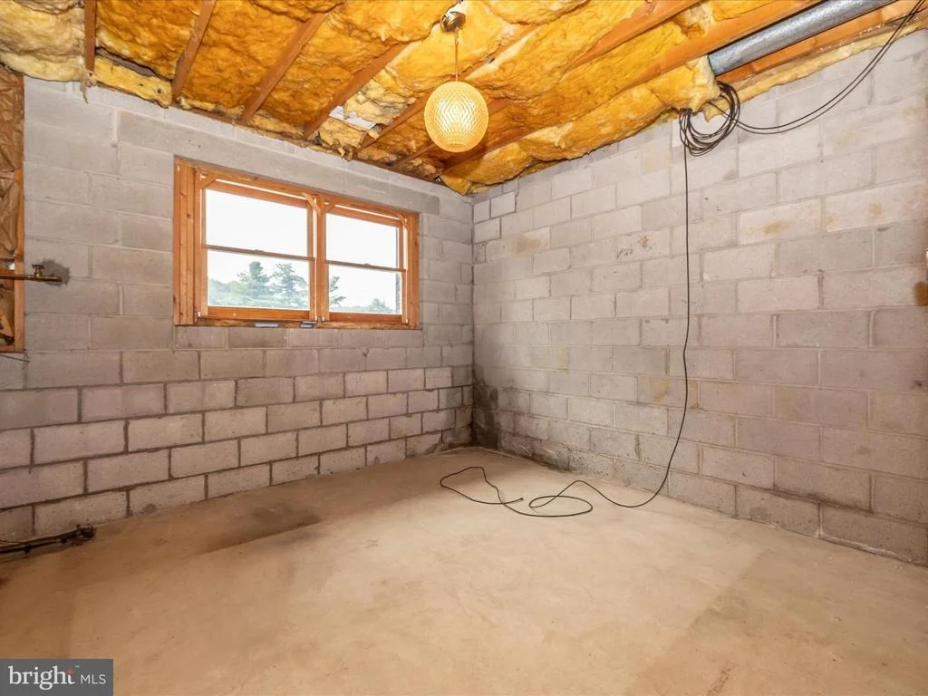 Photo of 1589 SMILEY DRIVE