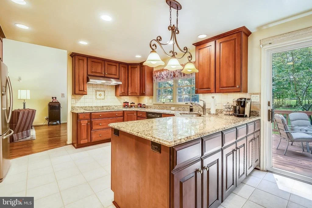 Photo of 7700 WARFIELD ROAD