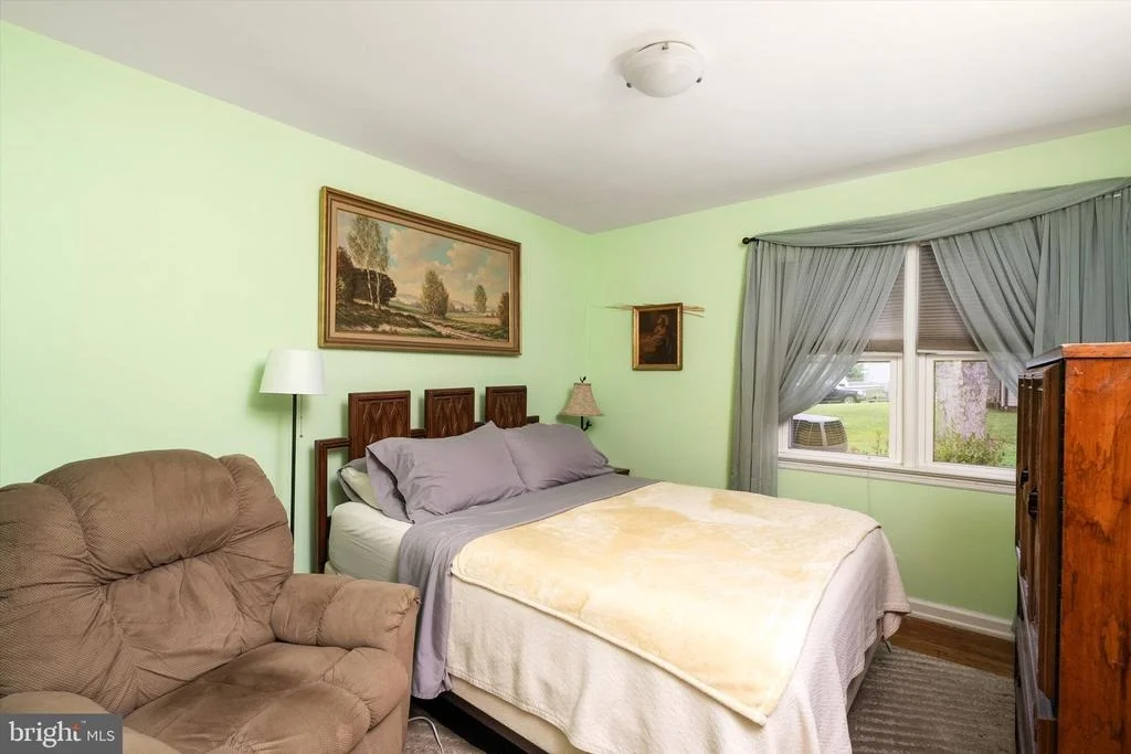 Photo of 16 SAINT MARTINS ROAD