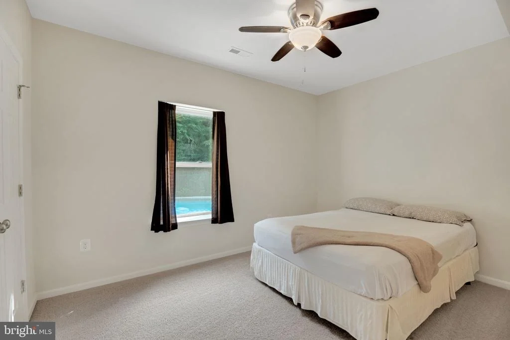 Photo of 2058 BAYTHORNE ROAD