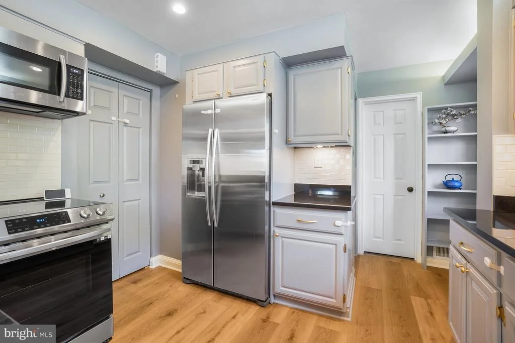 Photo of 1303 BALLARD STREET