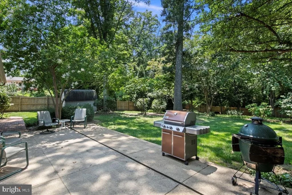 Photo of 9210 CHERRYTREE DRIVE