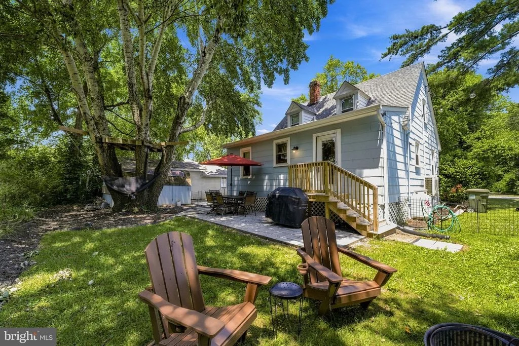 Photo of 21527 CHICKEN POINT ROAD