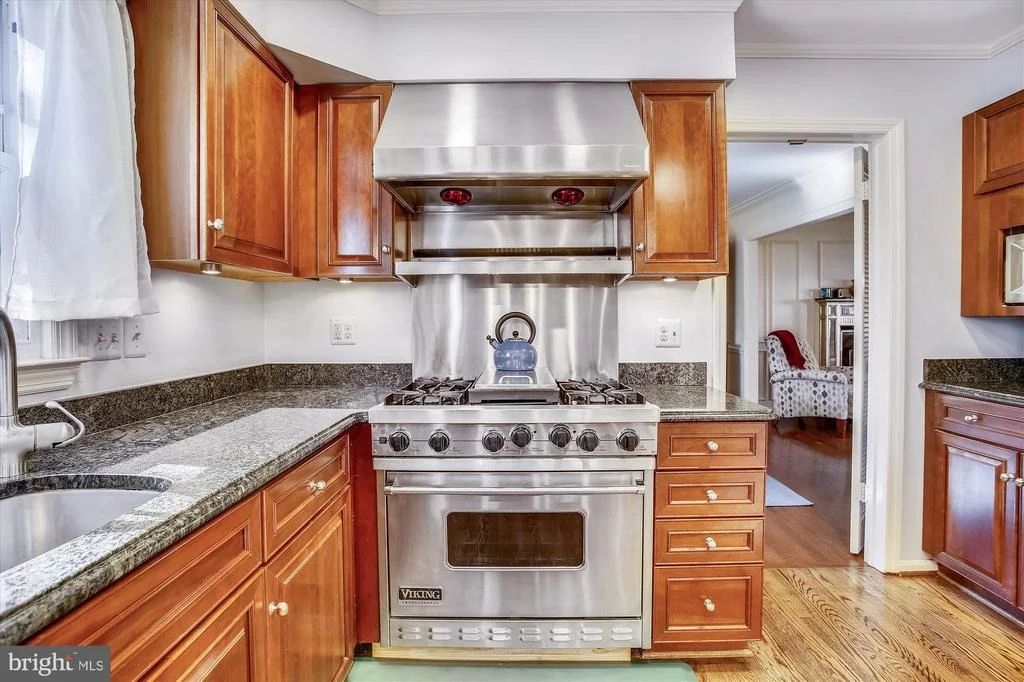 Photo of 7321 WALNUT KNOLL DRIVE