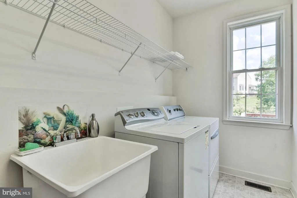 Photo of 1801 KINGS FOREST TRAIL