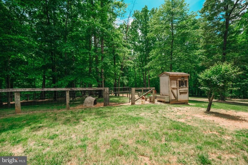 Photo of 2890 THOROUGHFARE ROAD