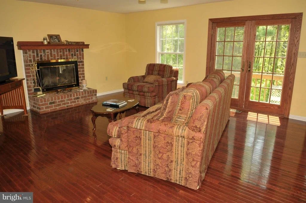 Photo of 5128 SHOOKSTOWN ROAD