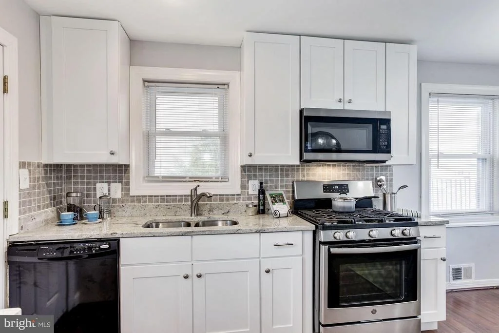 Photo of 403 E UNIVERSITY BOULEVARD