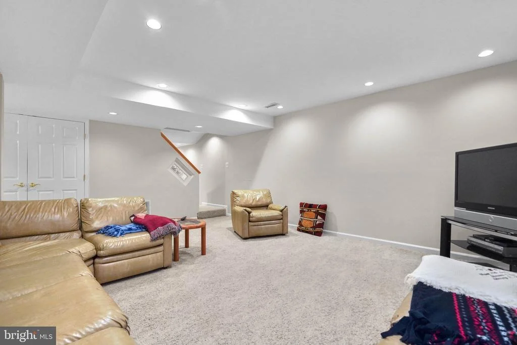 Photo of 17231 SANDY KNOLL DRIVE