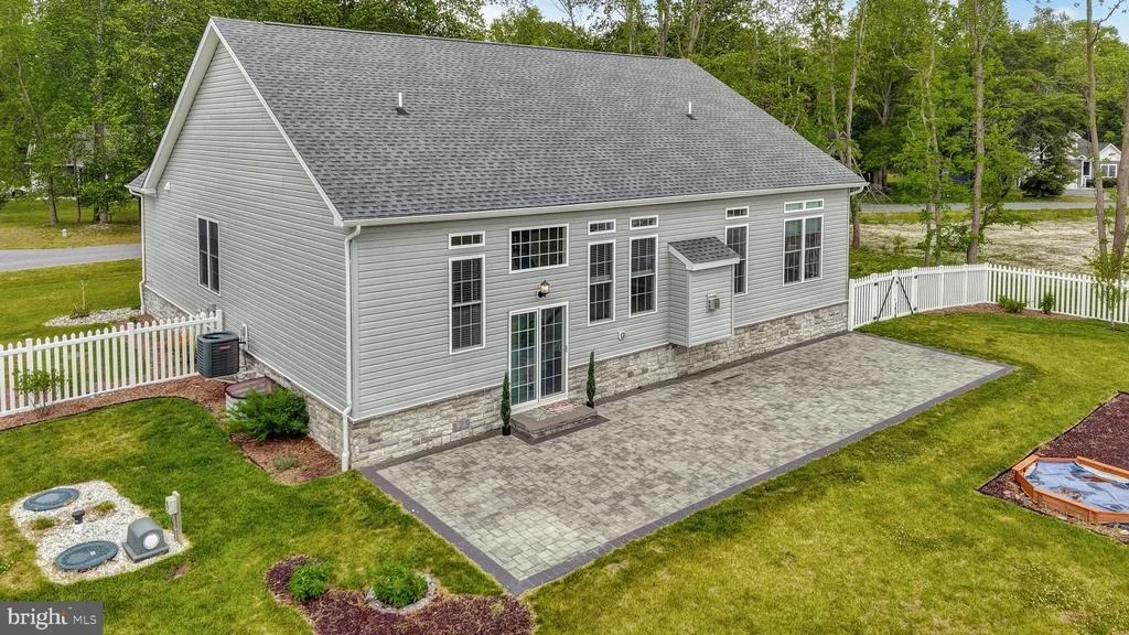 Photo of 26 BEACON CIRCLE