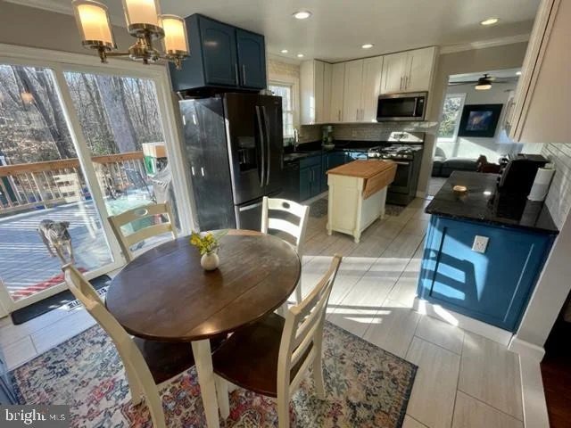 Photo of 7635 HIGHLAND STREET