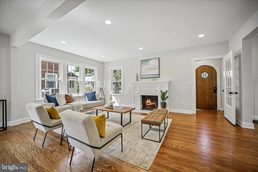 Photo of 9513 BILTMORE DRIVE