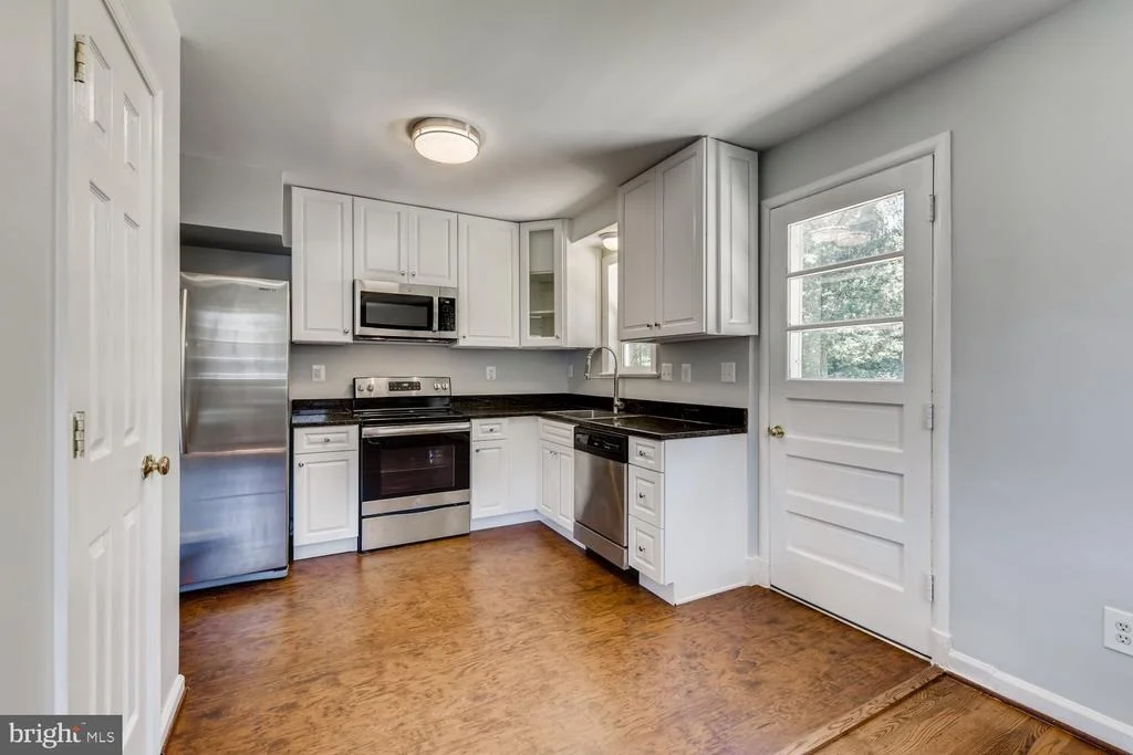 Photo of 706 VENICE DRIVE