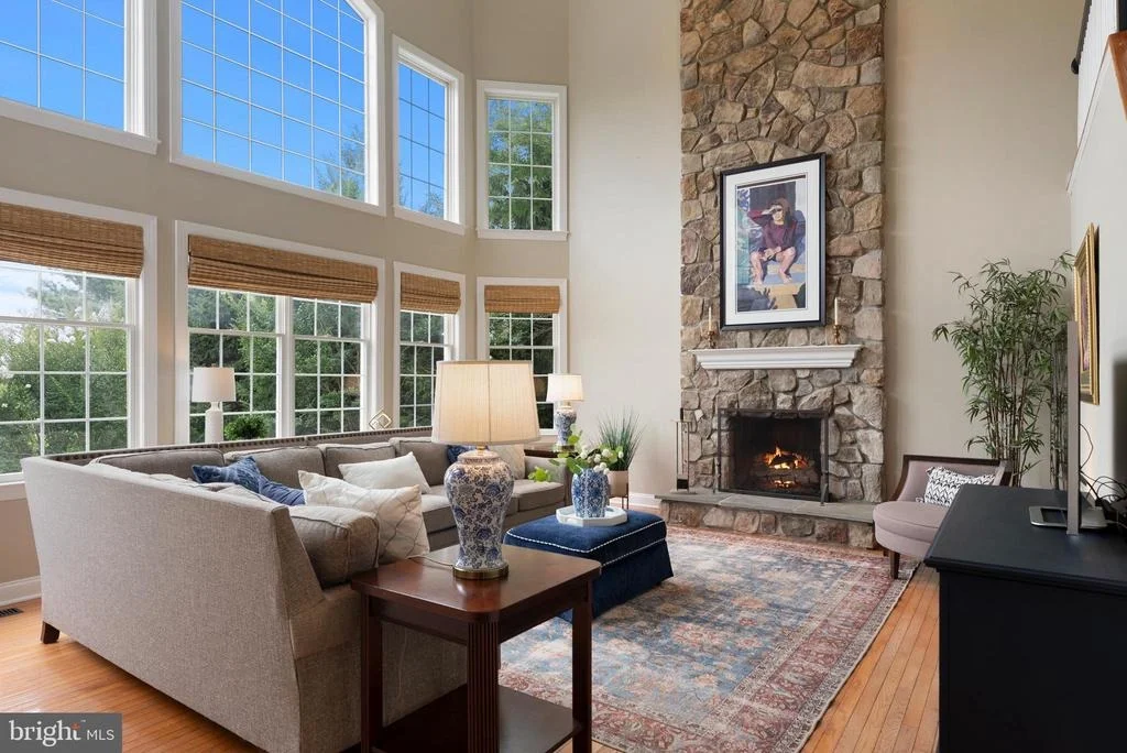 Photo of 14835 HUNTING WAY