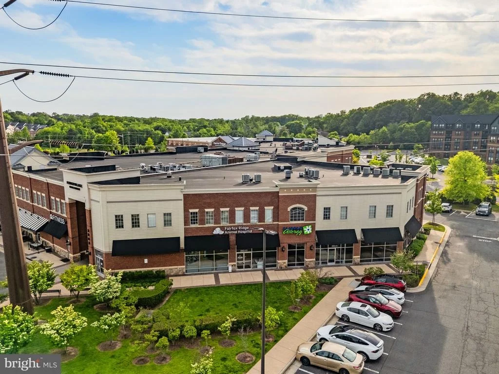 Photo of 4202 MINSTRELL LANE