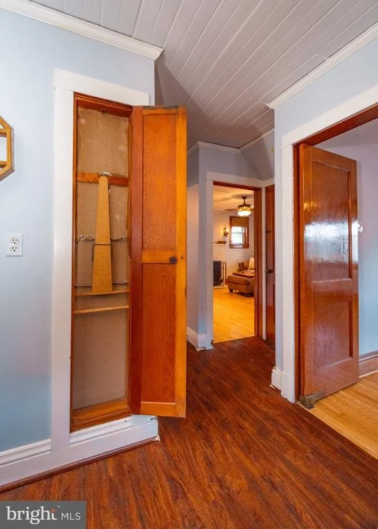 Photo of 515 LOCUST AVENUE