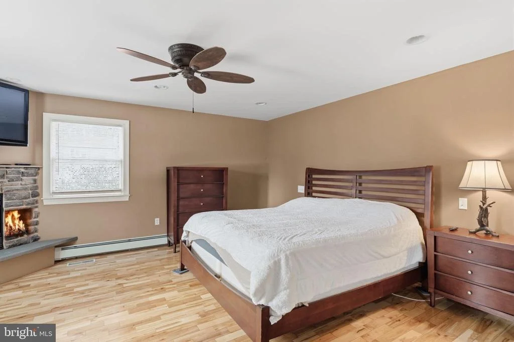 Photo of 682 WHIRLAWAY DRIVE