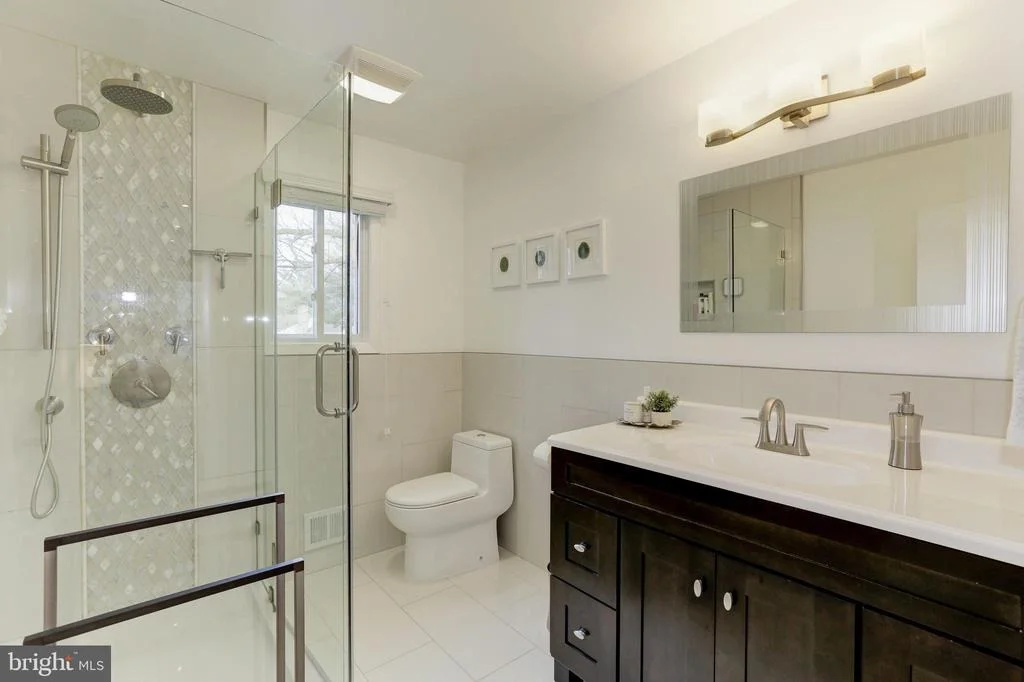 Photo of 410 PIPING ROCK DRIVE