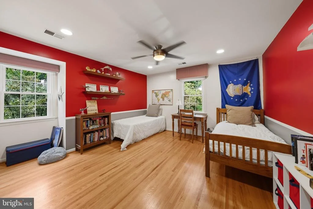 Photo of 7821 OLD DOMINION DRIVE