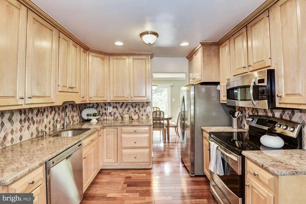 Photo of 15025 WELLWOOD ROAD