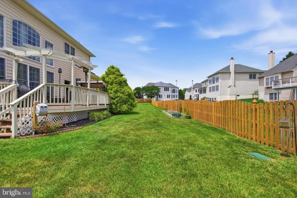 Photo of 43679 LUCKETTS BRIDGE CIRCLE