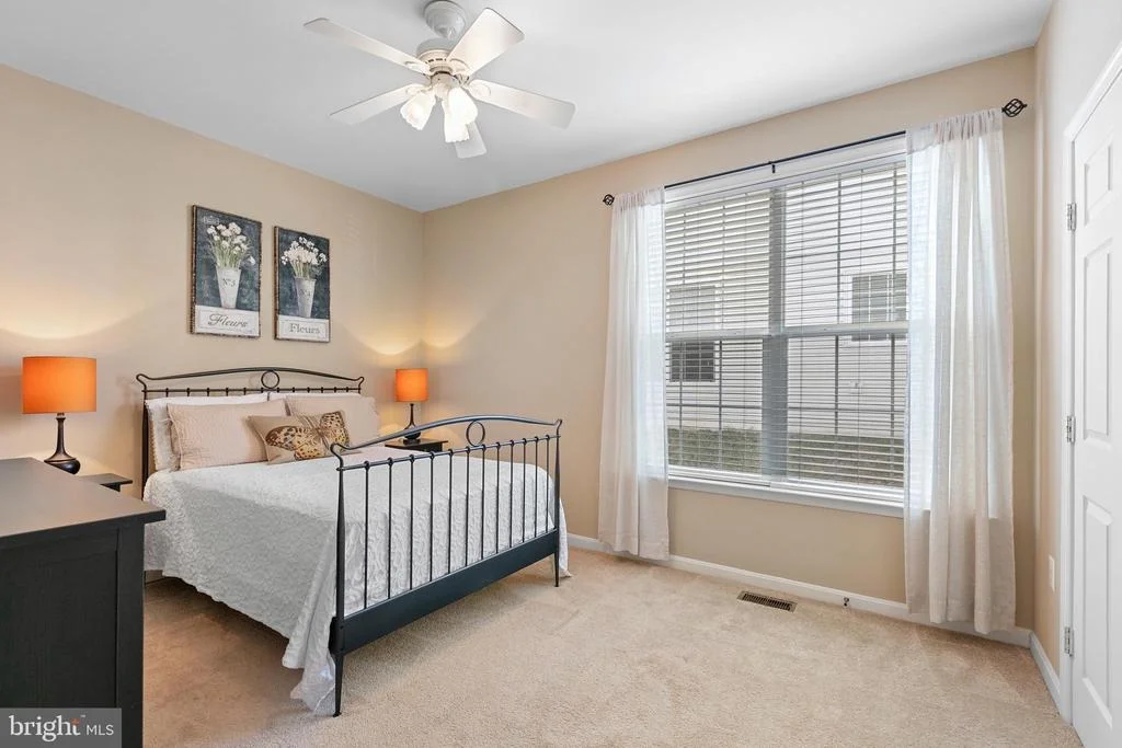 Photo of 12819 ARNOT LANE