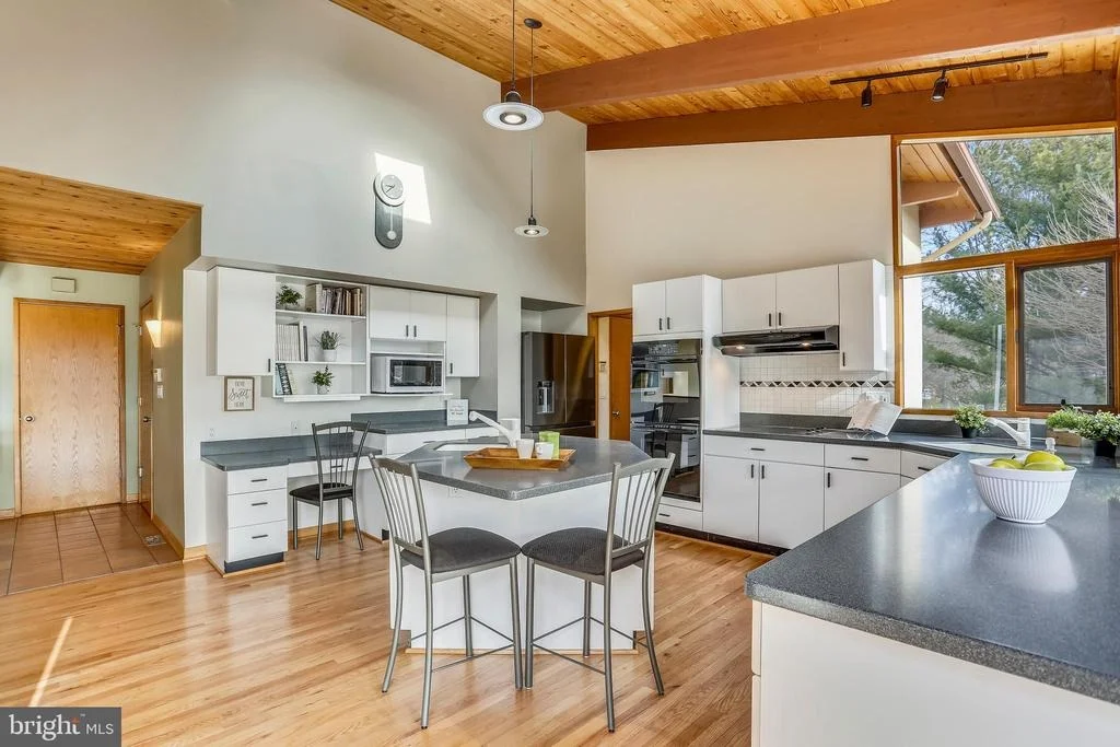 Photo of 20617 TOP RIDGE DRIVE