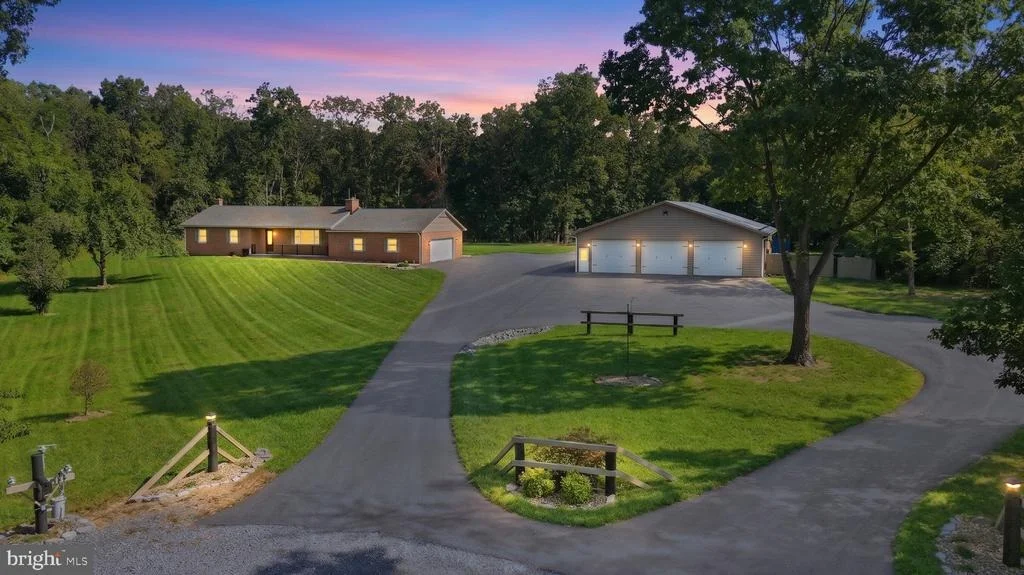 Photo of 210 JACKSON DRIVE