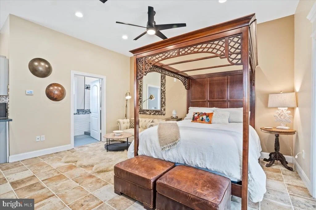 Photo of 10110 EASTERDAY COURT