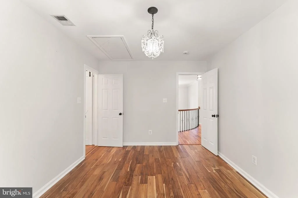 Photo of 817 KENNETH PLACE SE